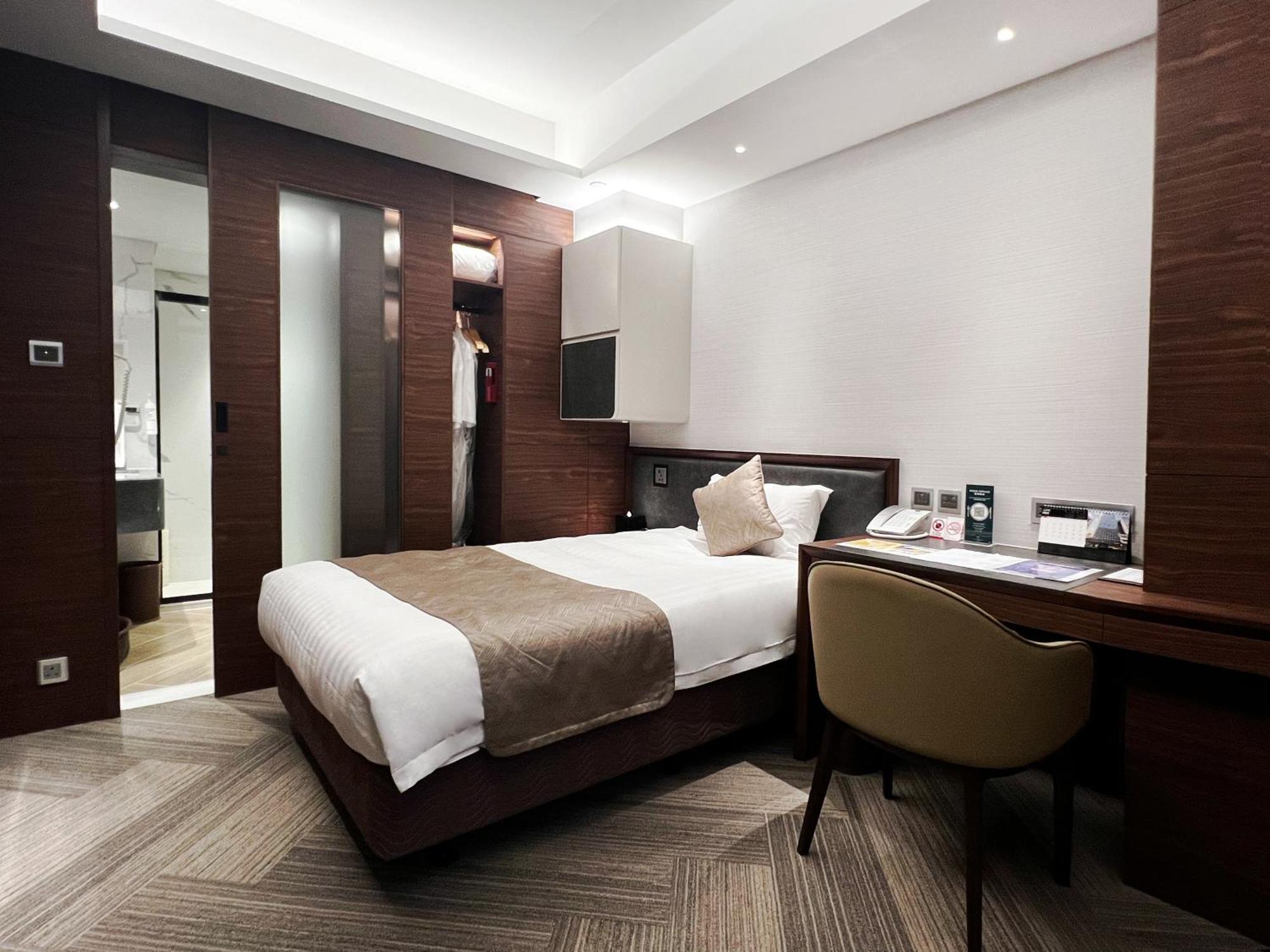 Gloucester Luk Kwok Hongkong Exterior foto